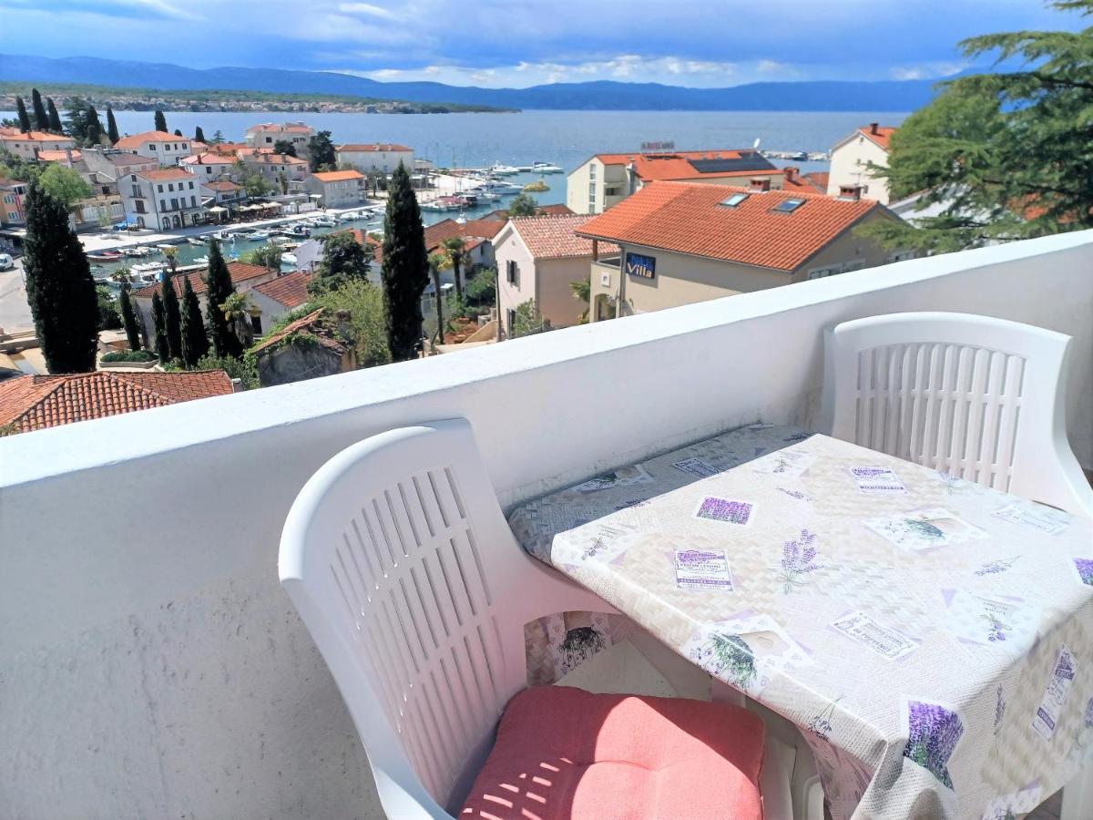 Guesthouse Cecilia 2 Malinska Exterior foto